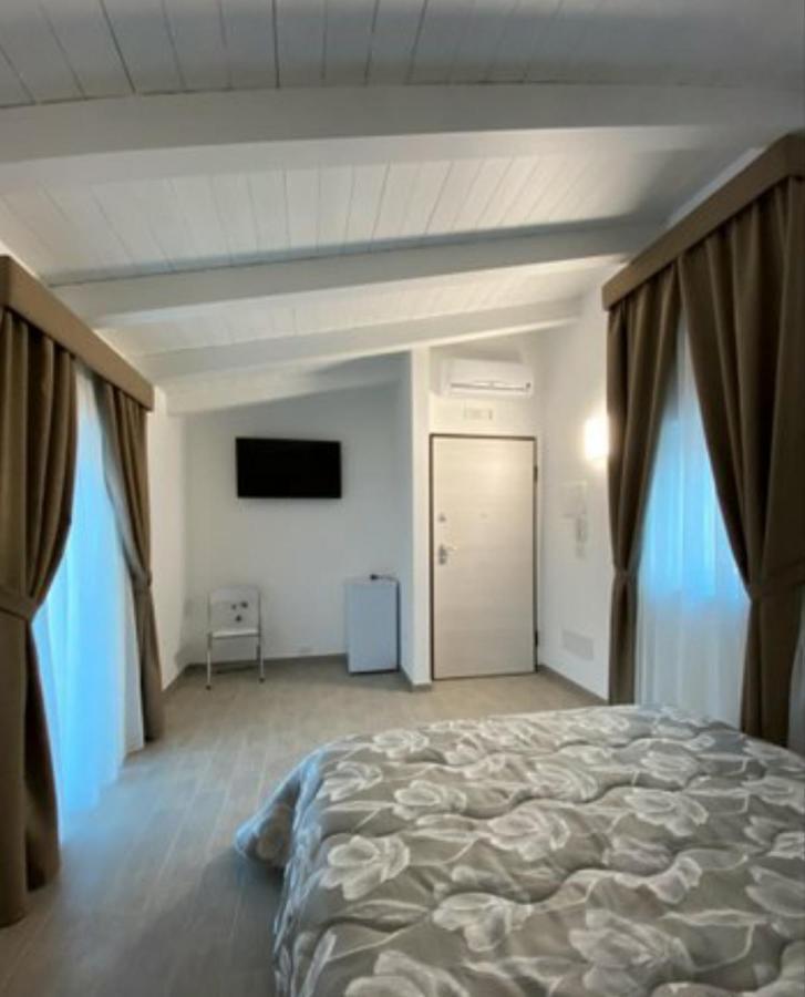 La Capitanata Maison De Charme Hotel Foggia Buitenkant foto